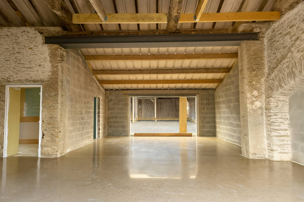 BOUTIN Maçonnerie - Rénovation intérieure en pierre et béton à Pont Saint Martin